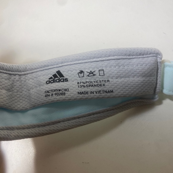Adidas visor hat with reflective logo aeroready women’s adjustable hat - Picture 2 of 4